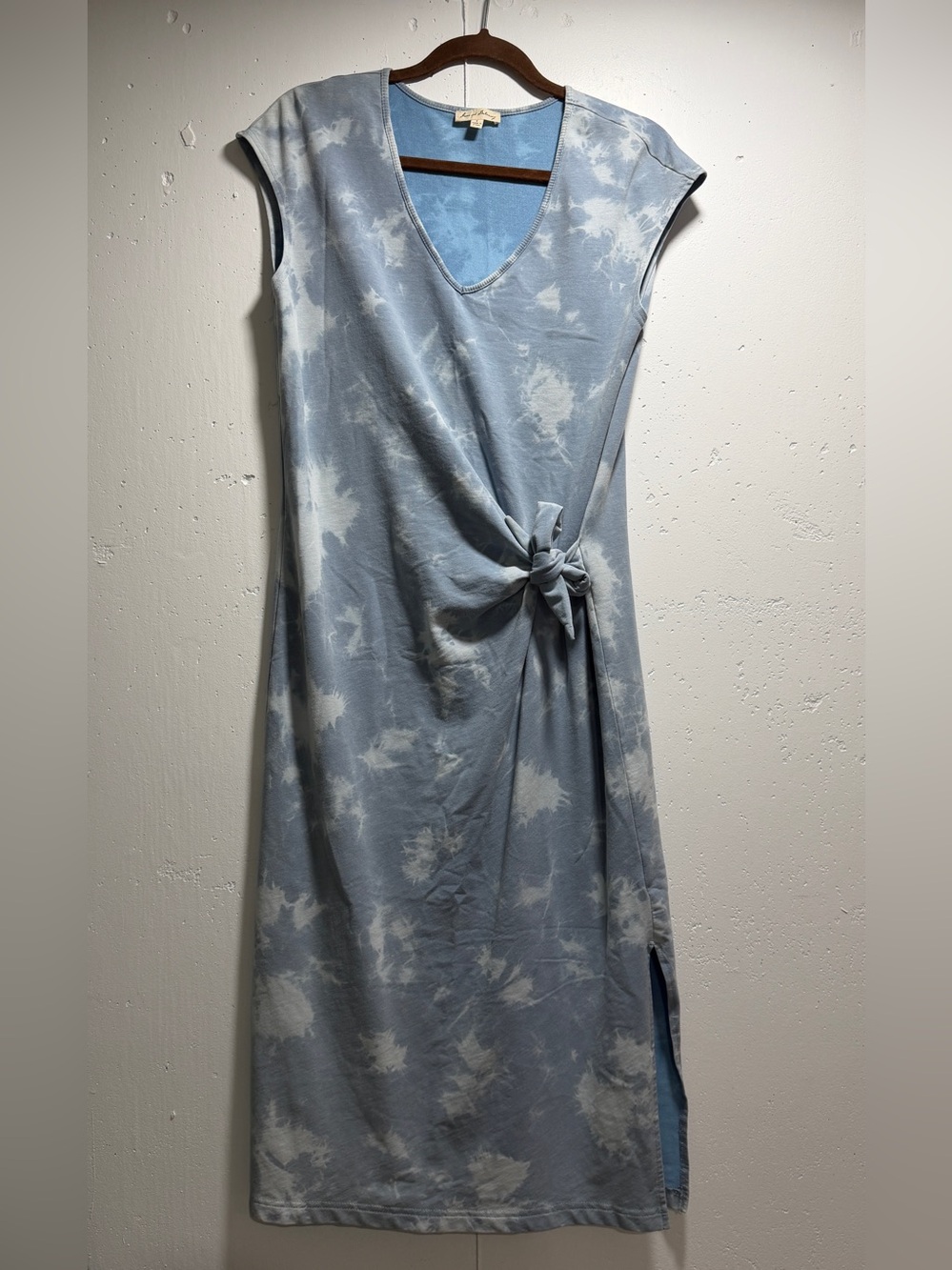Jane and Delancey Midi Tie Dye Dress—Size
Small